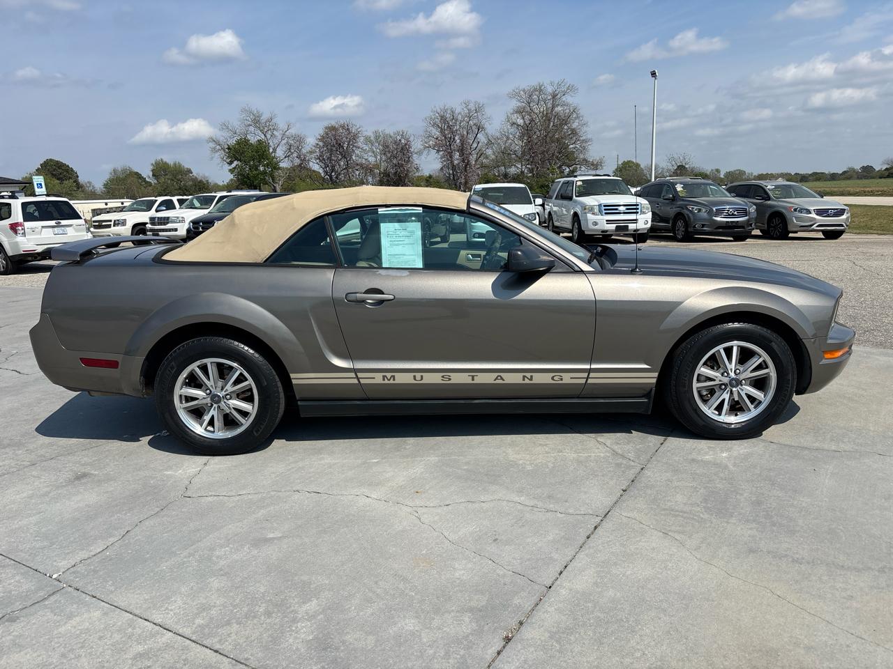 Ford Mustang 2dr Conv Premium 2005