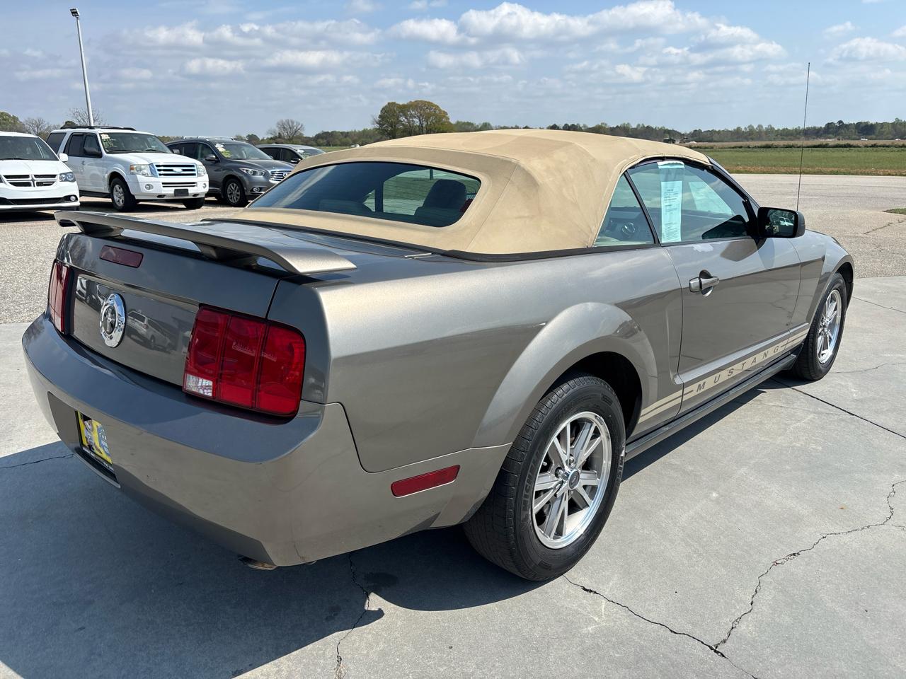 Ford Mustang 2dr Conv Premium 2005