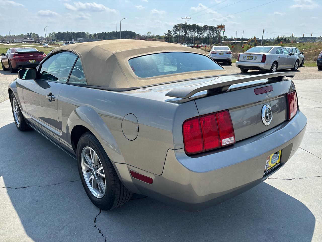 Ford Mustang 2dr Conv Premium 2005