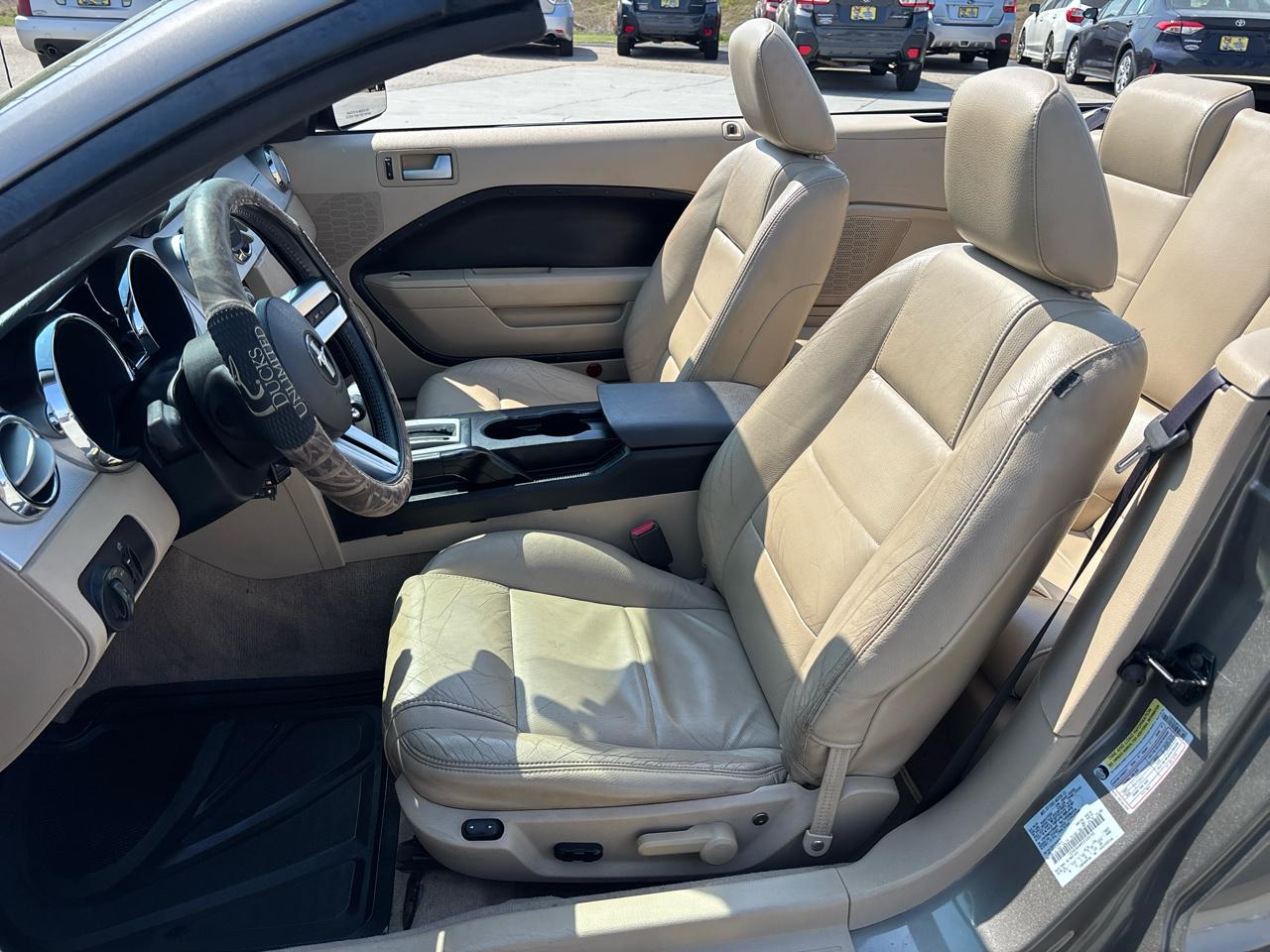 Ford Mustang 2dr Conv Premium 2005