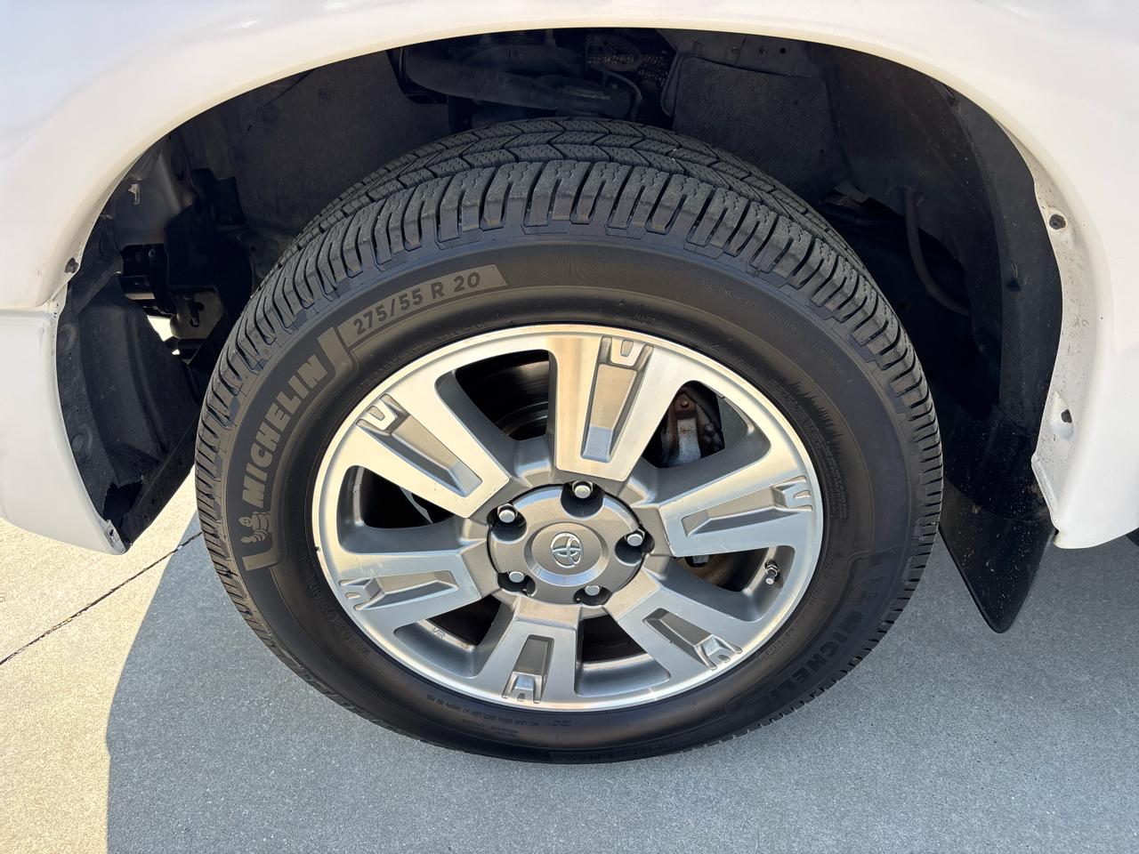 Toyota Tundra 4WD Limited CrewMax 5.5' Bed 5.7L (Natl) 2012