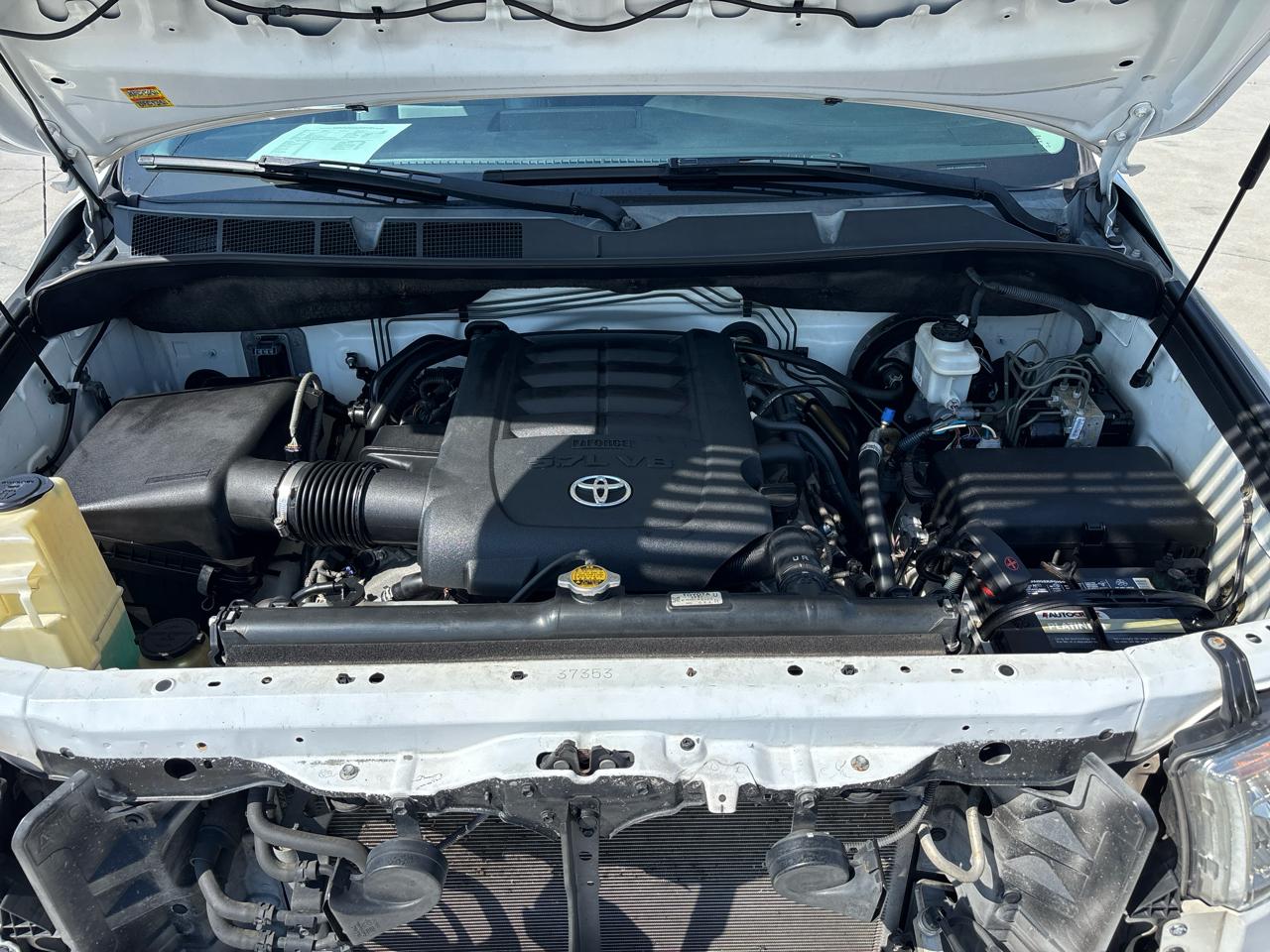 Toyota Tundra 4WD Limited CrewMax 5.5' Bed 5.7L (Natl) 2012