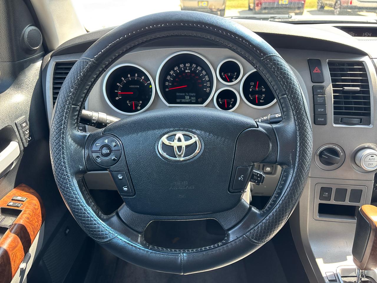 Toyota Tundra 4WD Limited CrewMax 5.5' Bed 5.7L (Natl) 2012