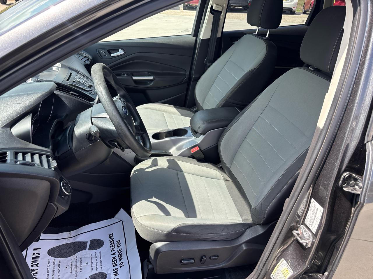 Ford Escape FWD 4dr SE 2016