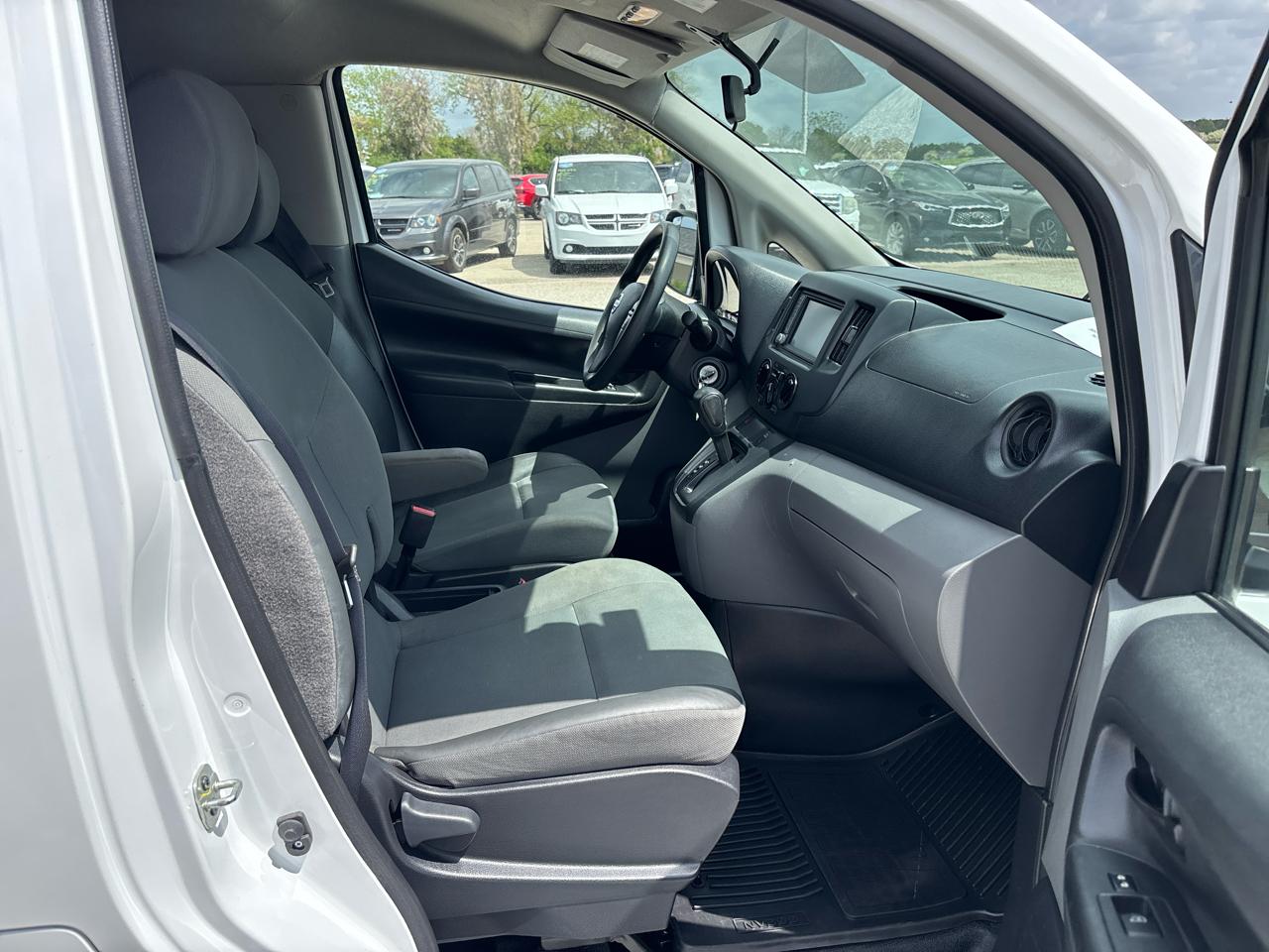 Nissan NV200 Compact Cargo I4 S 2021