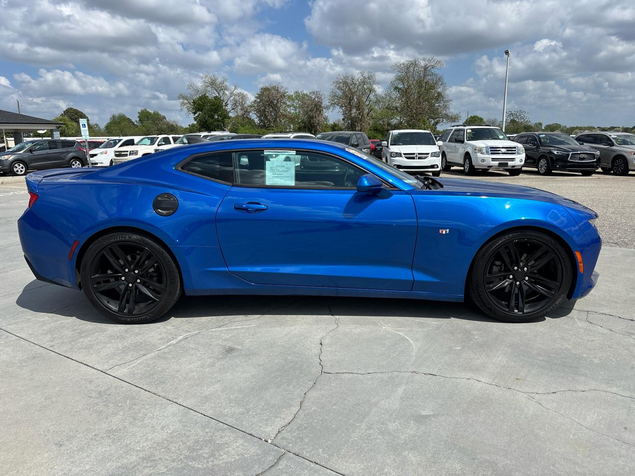 Chevrolet Camaro 2dr Cpe 1LT 2017