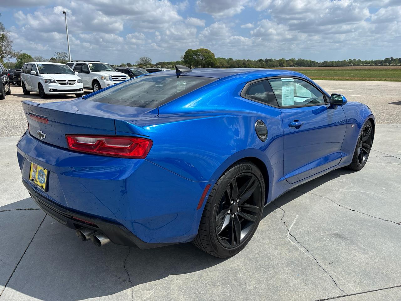 Chevrolet Camaro 2dr Cpe 1LT 2017