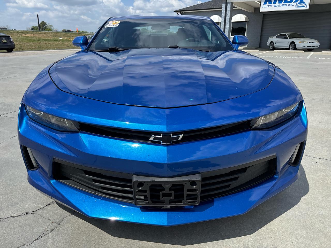 Chevrolet Camaro 2dr Cpe 1LT 2017