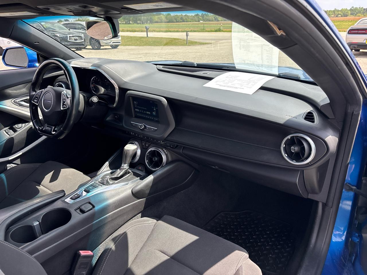 Chevrolet Camaro 2dr Cpe 1LT 2017