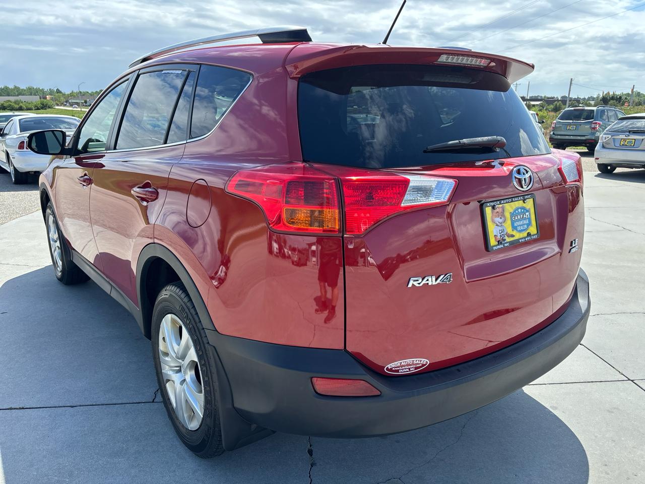 Toyota RAV4 AWD 4dr LE (Natl) 2015