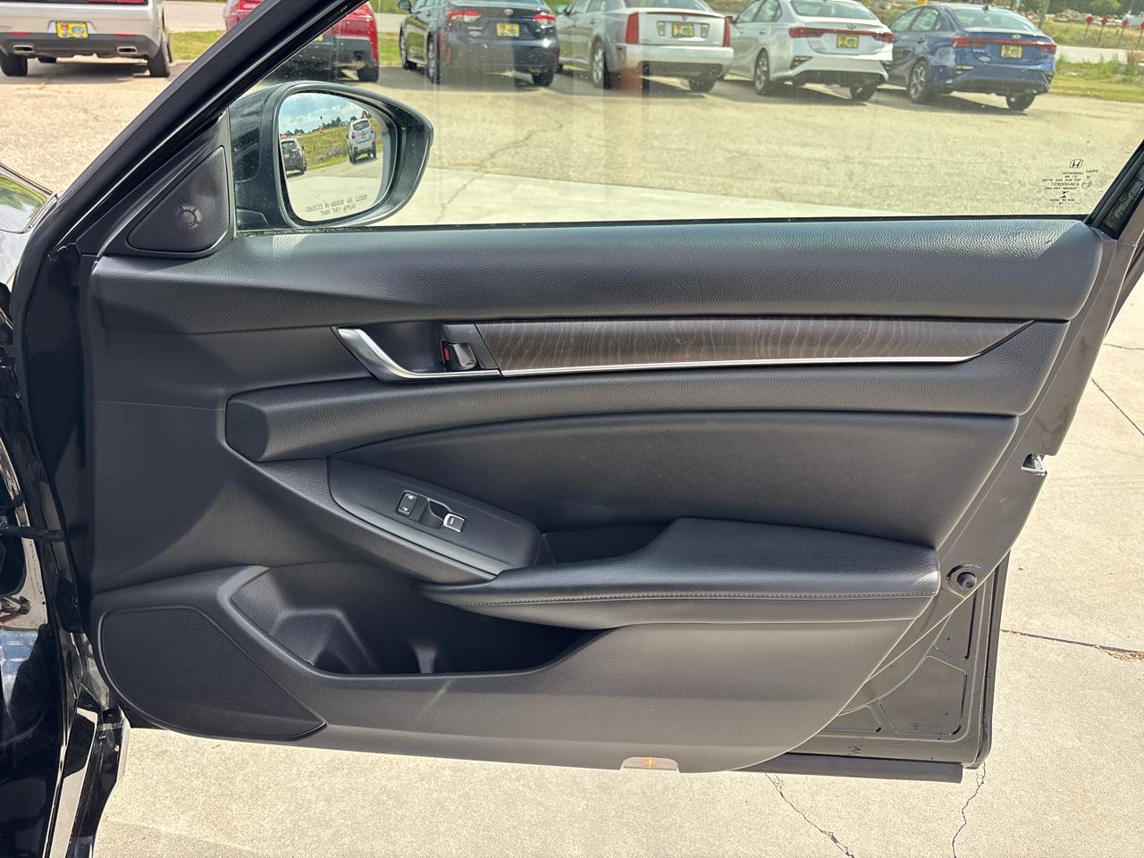 Honda Accord Sedan EX-L 2.0T Auto 2018