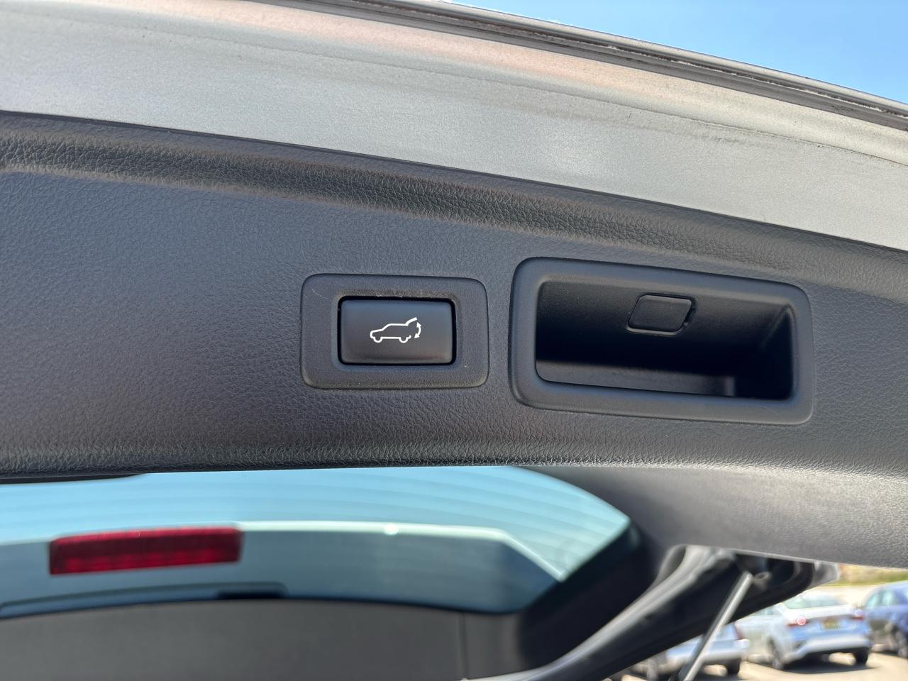 Subaru Forester 4dr CVT 2.5i Touring PZEV 2016