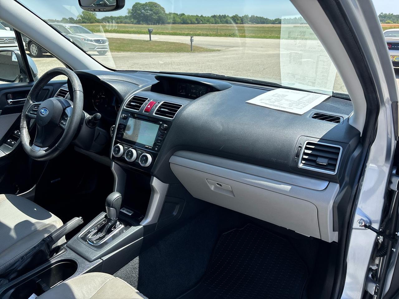 Subaru Forester 4dr CVT 2.5i Touring PZEV 2016