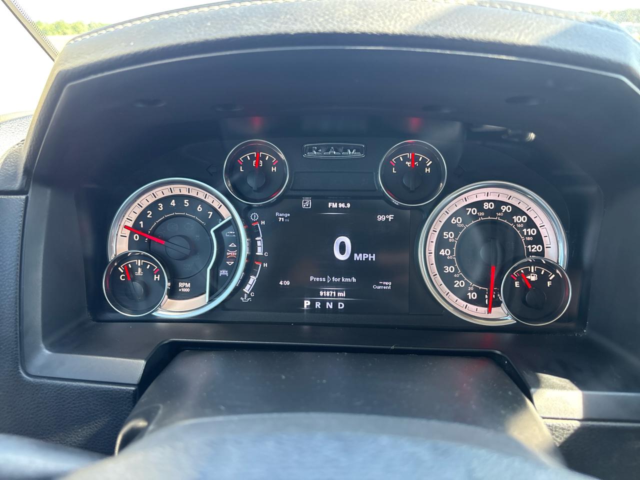 RAM 1500 4WD Quad Cab 140.5" Sport 2014