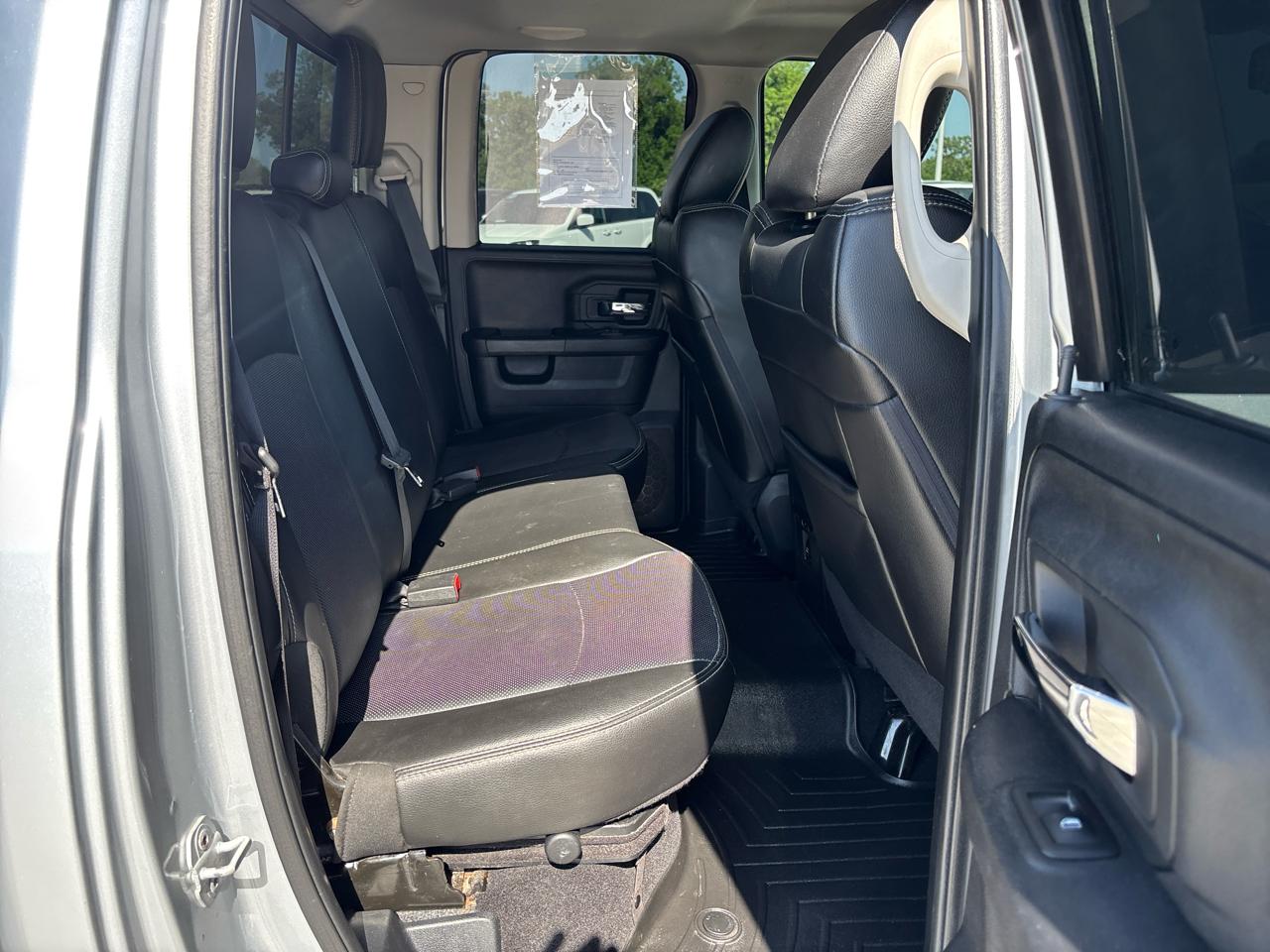 RAM 1500 4WD Quad Cab 140.5" Sport 2014