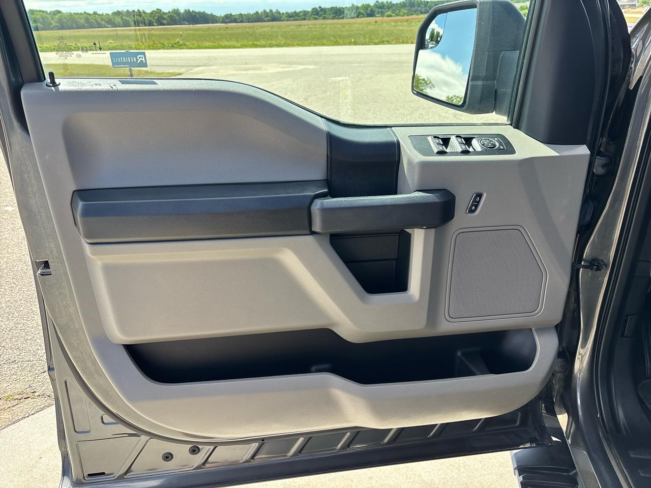 Ford F-150 4WD SuperCrew 145" STX 2020