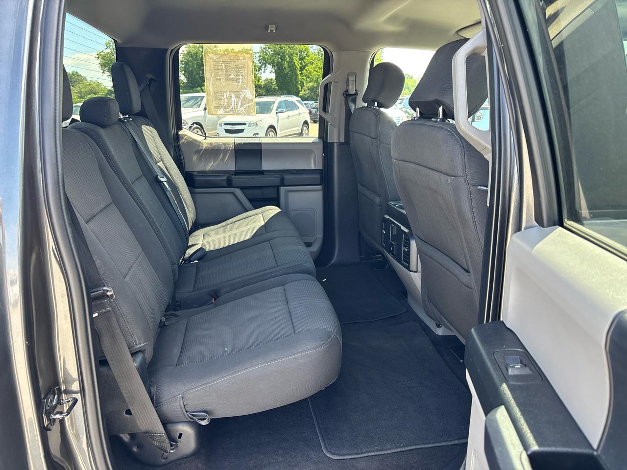 Ford F-150 4WD SuperCrew 145" STX 2020