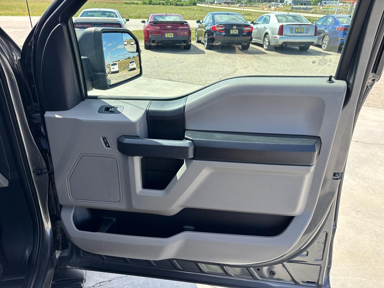 Ford F-150 4WD SuperCrew 145" STX 2020