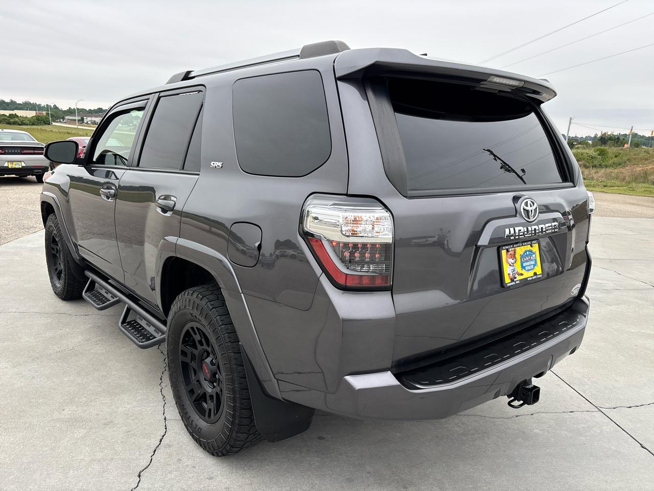Toyota 4Runner SR5 4WD (Natl) 2022