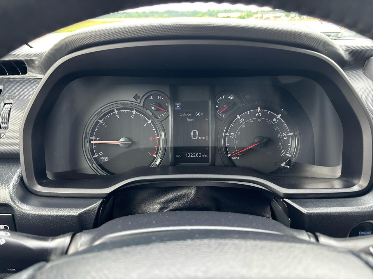 Toyota 4Runner SR5 4WD (Natl) 2022