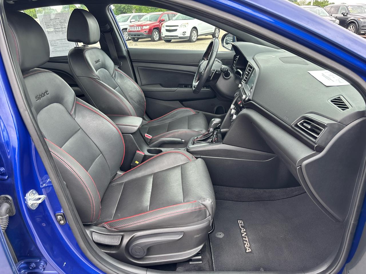 Hyundai Elantra Sport DCT 2020