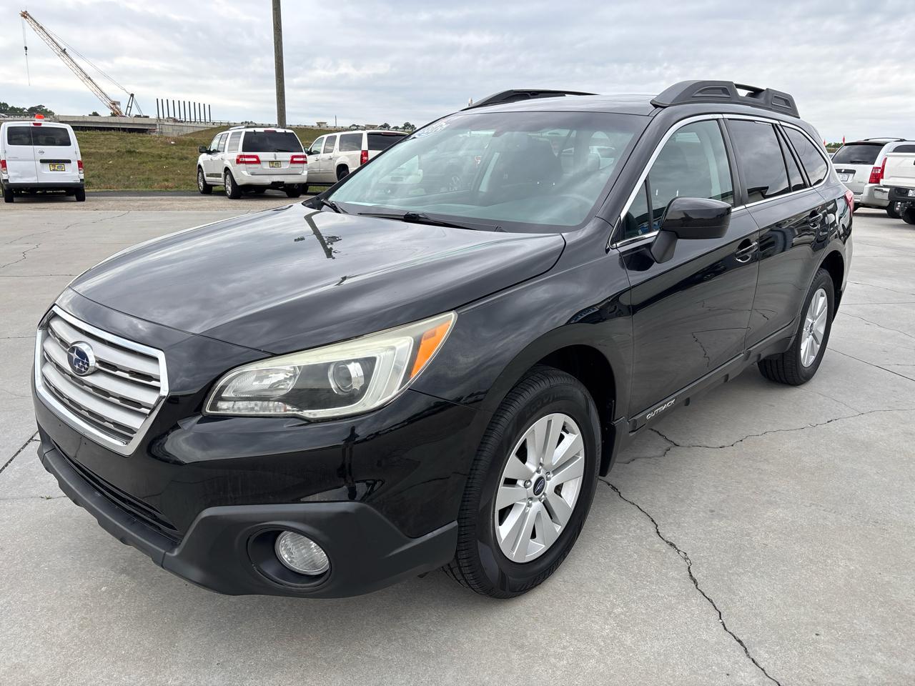 Subaru Outback 4dr Wgn 2.5i Premium 2015