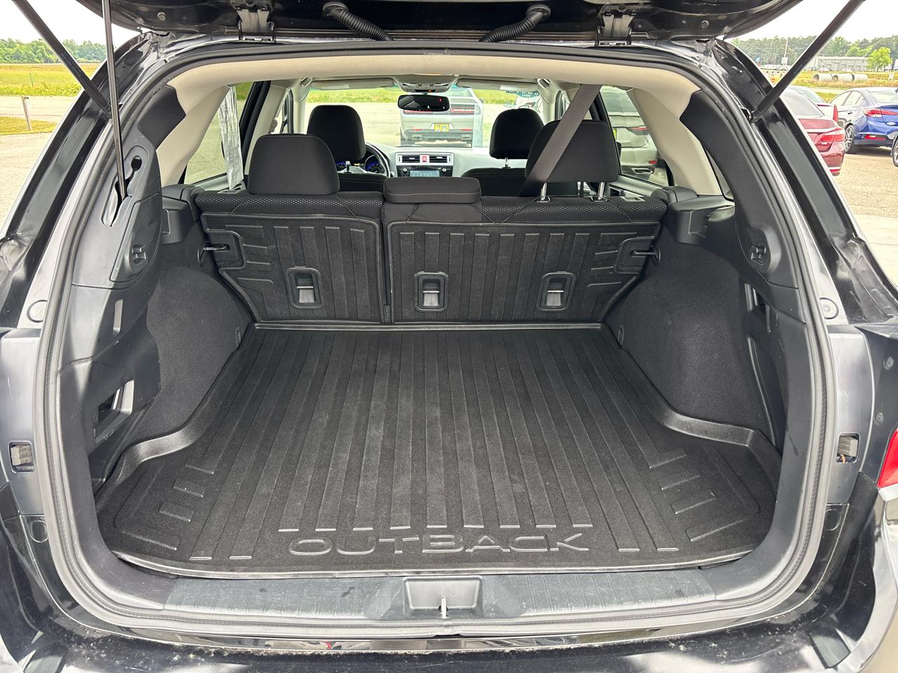 Subaru Outback 4dr Wgn 2.5i Premium 2015