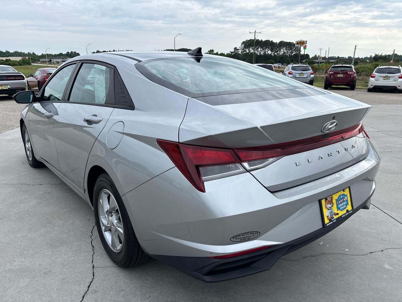 Hyundai Elantra SE IVT 2021