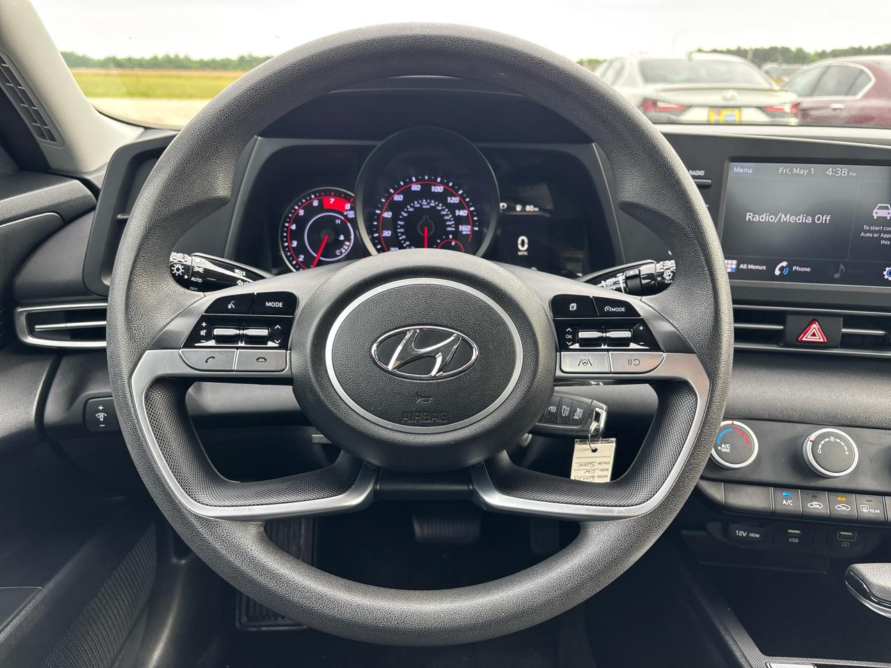 Hyundai Elantra SE IVT 2021