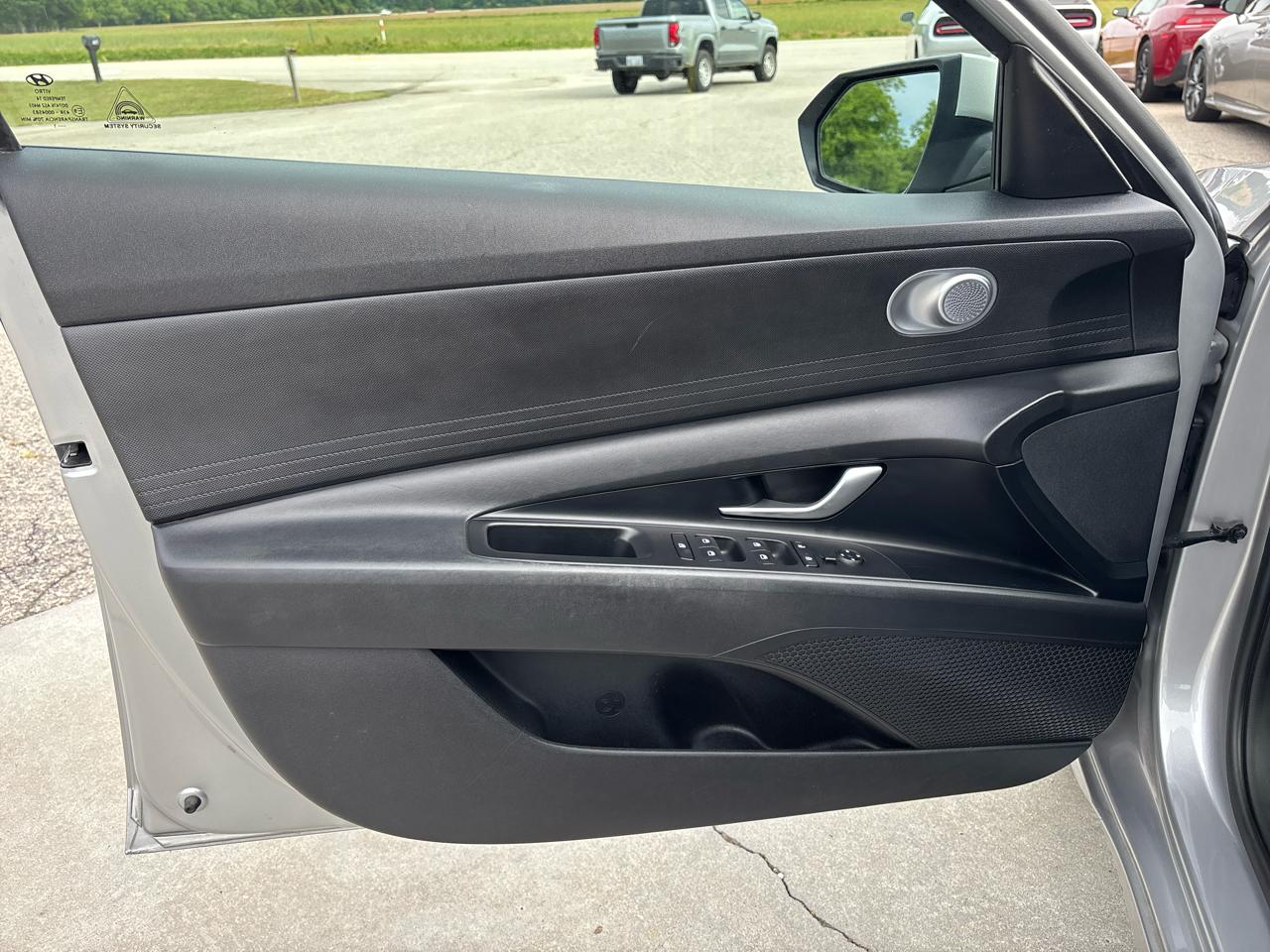 Hyundai Elantra SE IVT 2021