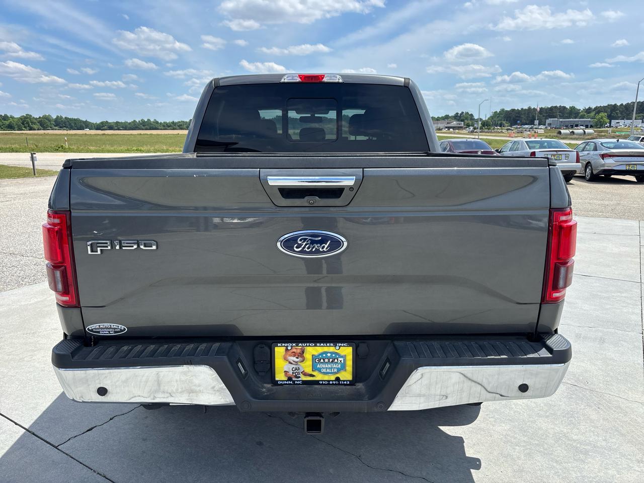 Ford F-150 4WD SuperCrew 145" Lariat 2017