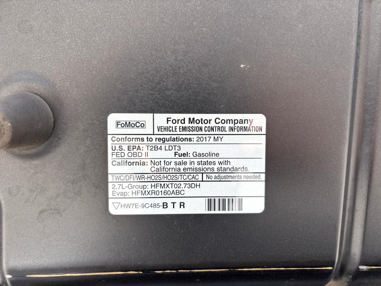 Ford F-150 4WD SuperCrew 145" Lariat 2017