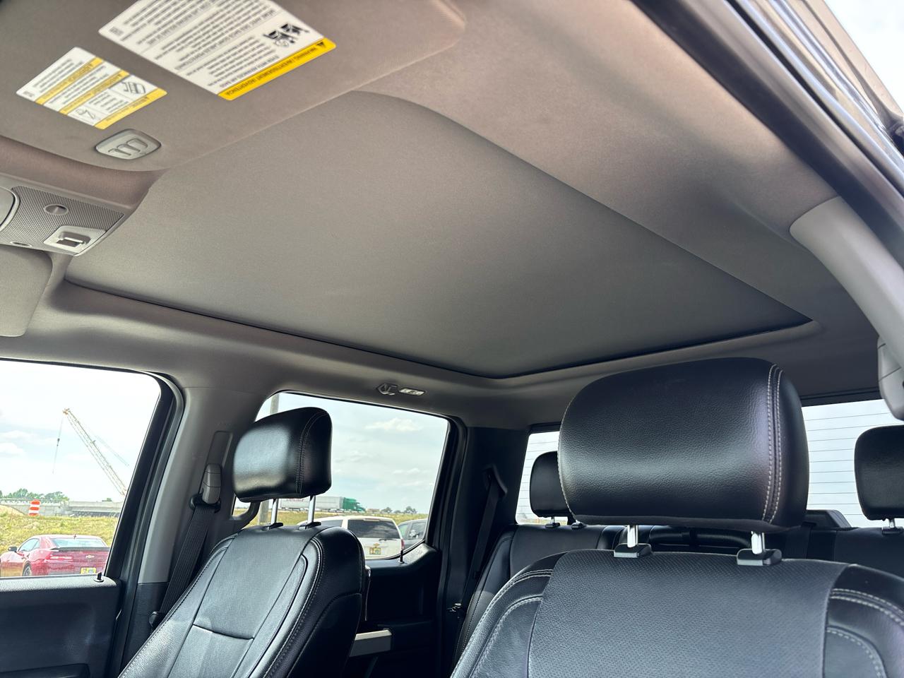 Ford F-150 4WD SuperCrew 145" Lariat 2017