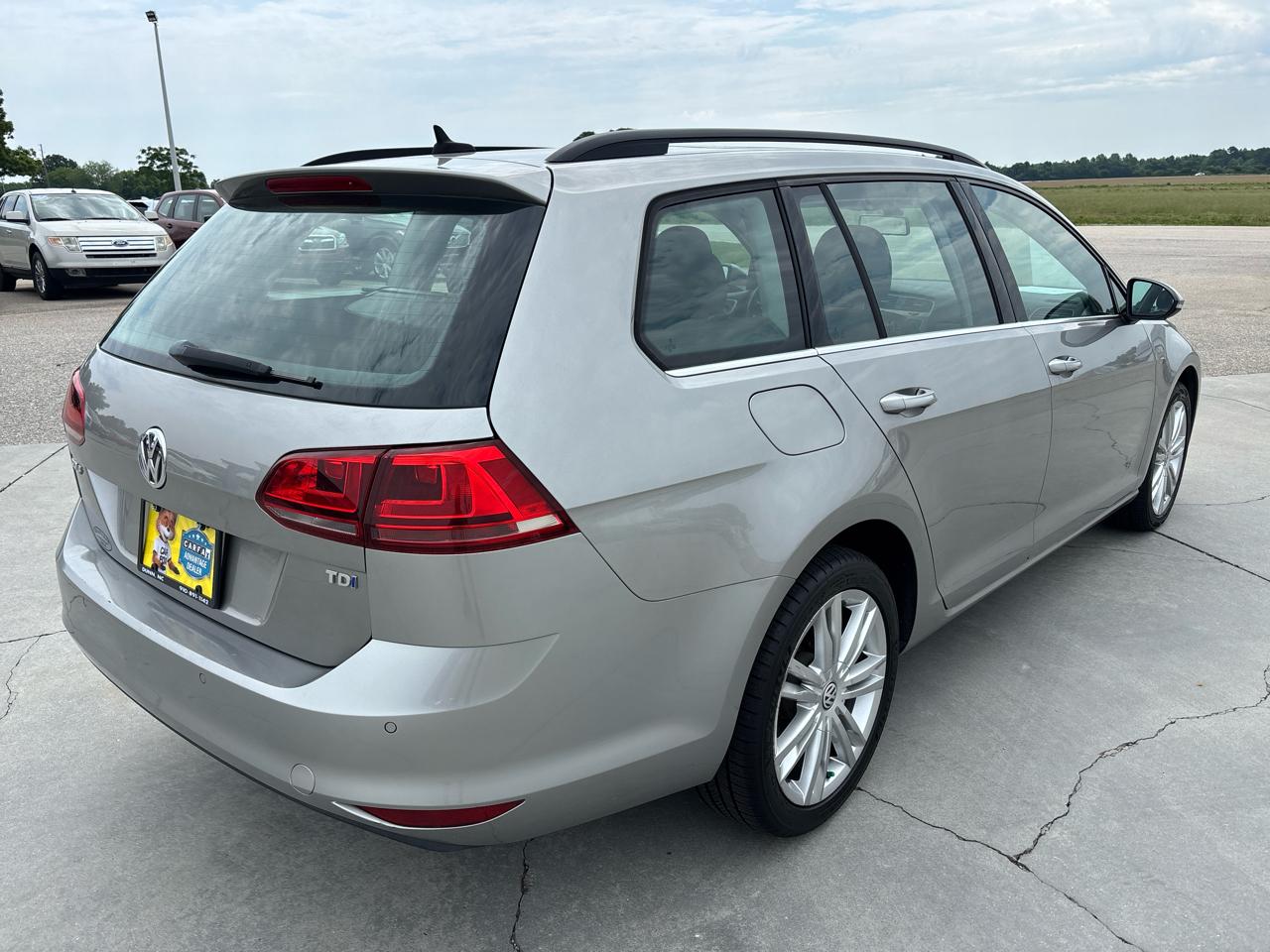Volkswagen Golf SportWagen TDI SE 6A 2015