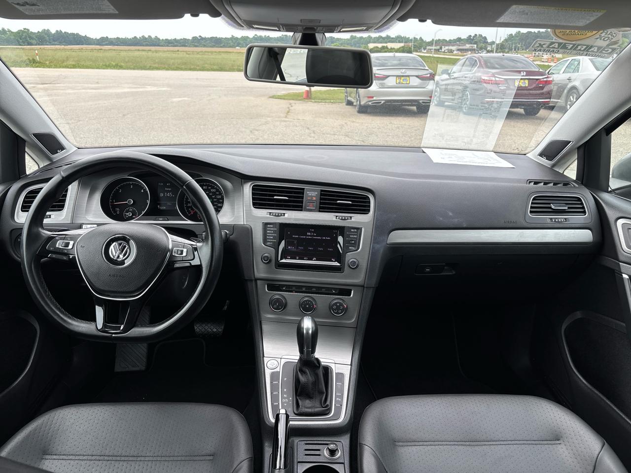 Volkswagen Golf SportWagen TDI SE 6A 2015