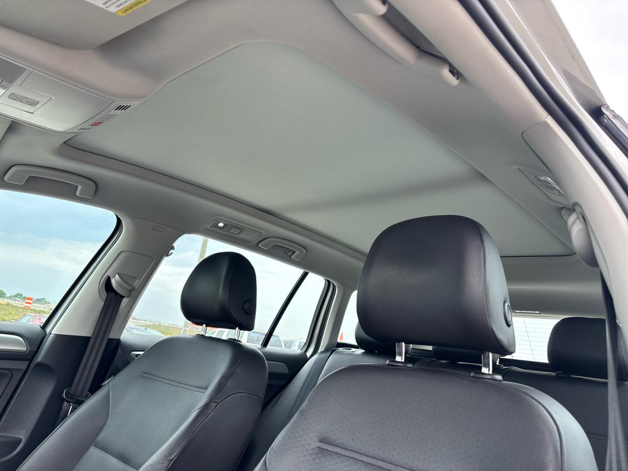 Volkswagen Golf SportWagen TDI SE 6A 2015