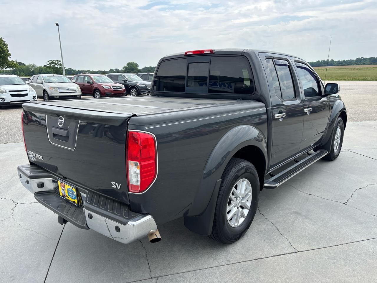 Nissan Frontier 2WD Crew Cab SWB Auto SV 2015