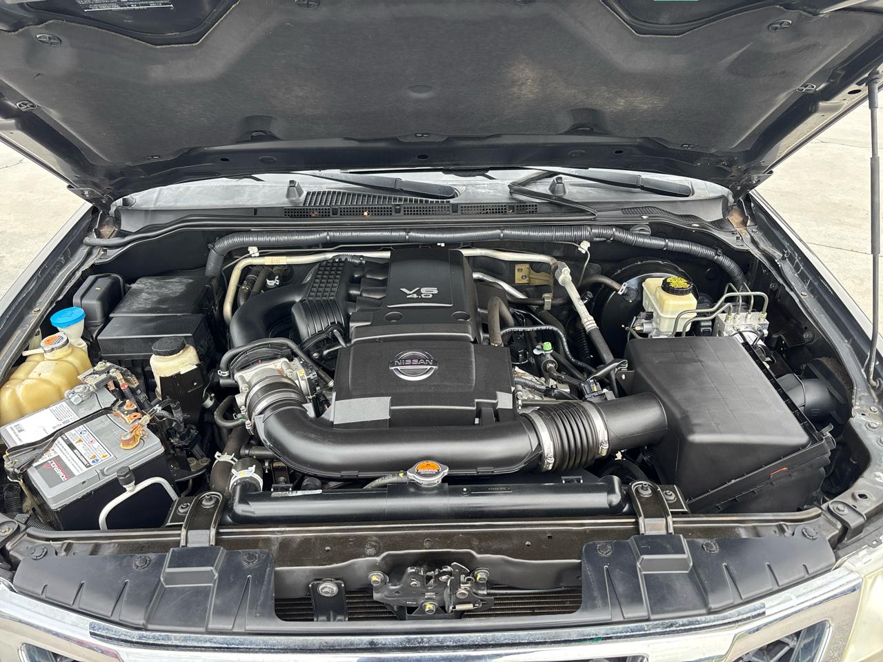 Nissan Frontier 2WD Crew Cab SWB Auto SV 2015
