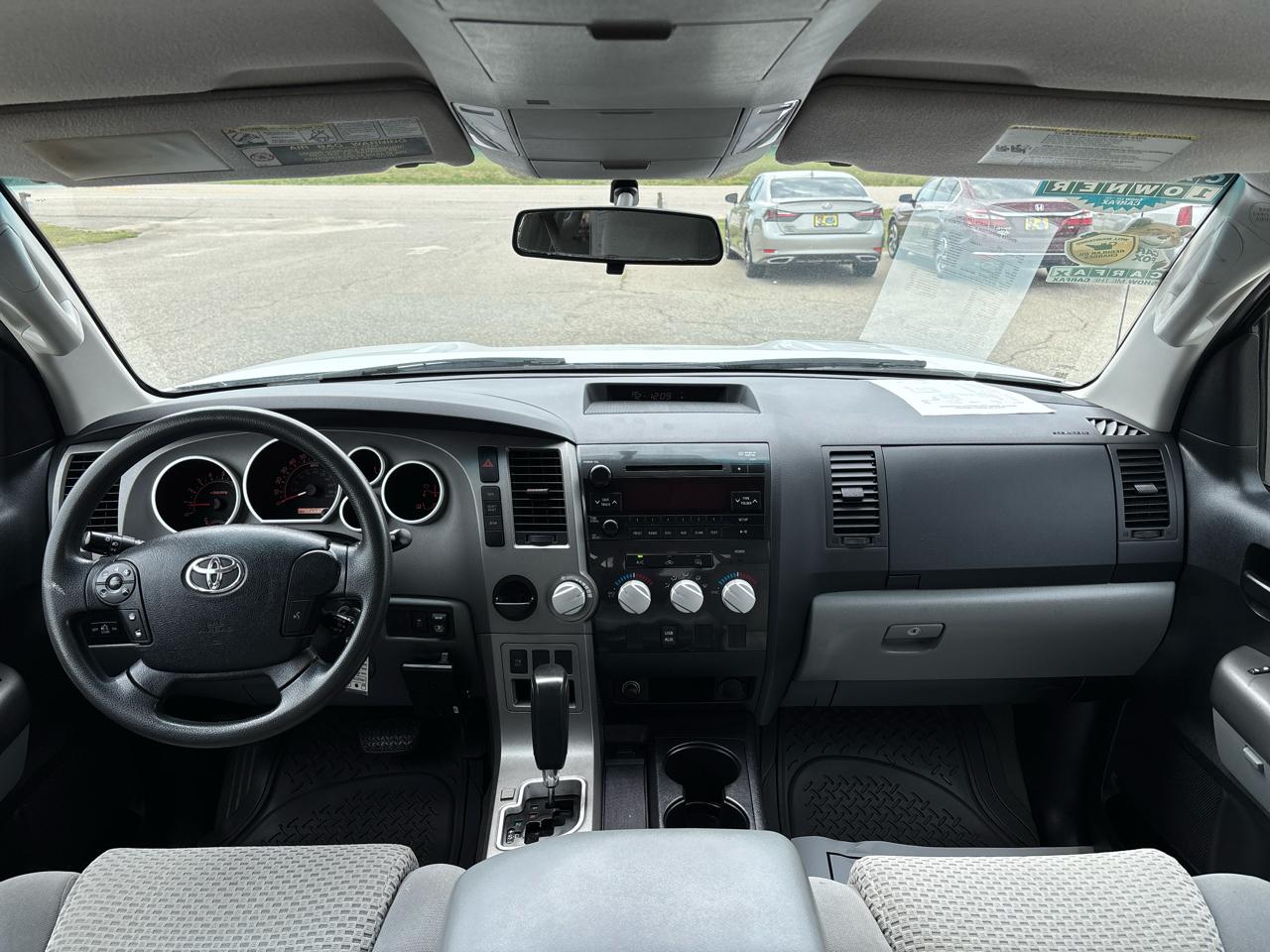 Toyota Tundra 2WD Truck Double Cab 5.7L V8 6-Spd AT SR5 (Natl) 2010