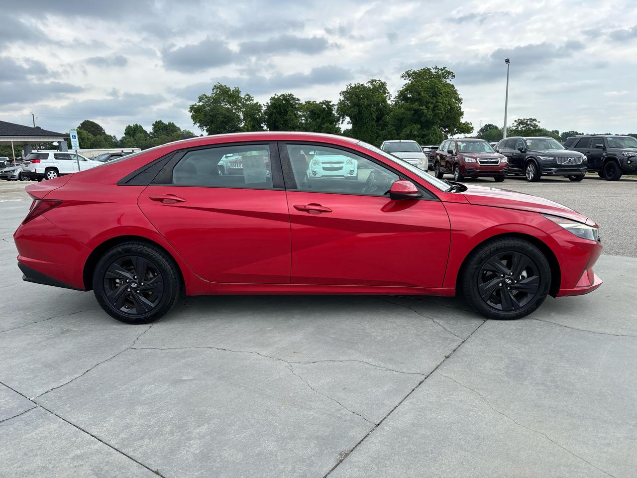 Hyundai Elantra SEL IVT 2021