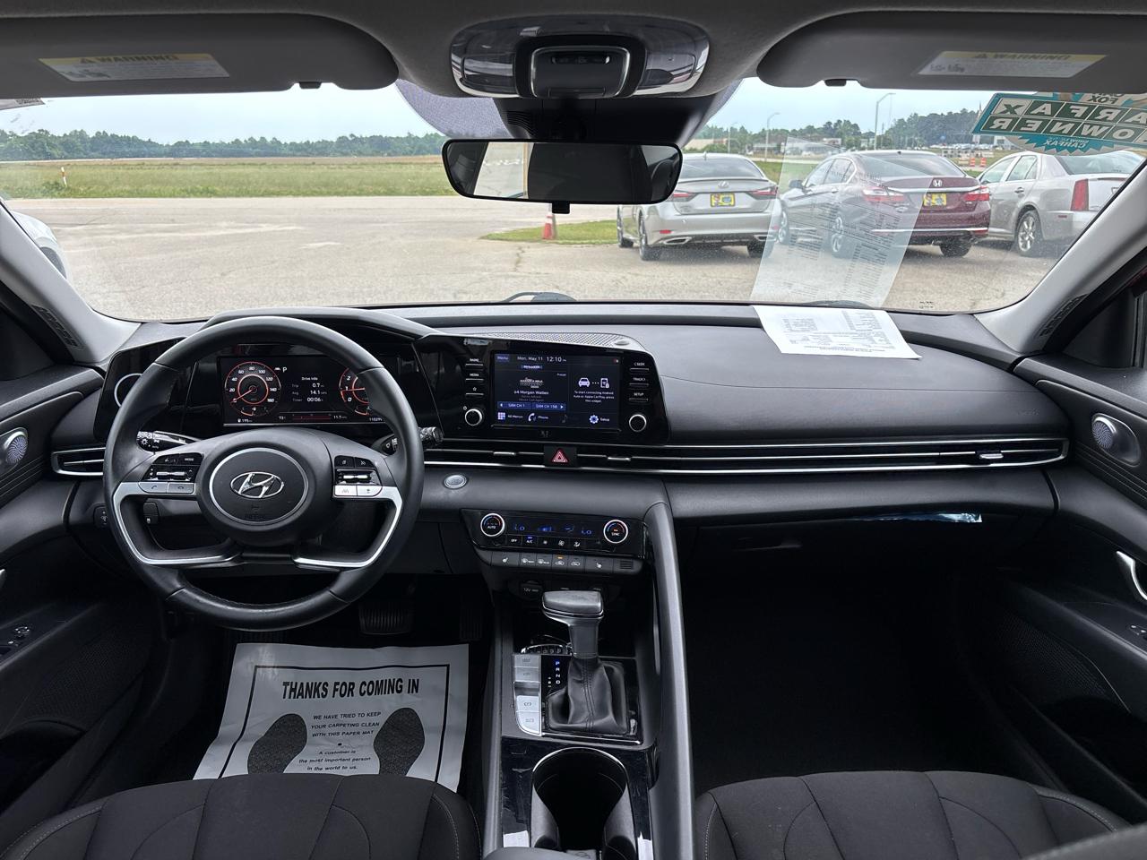 Hyundai Elantra SEL IVT 2021