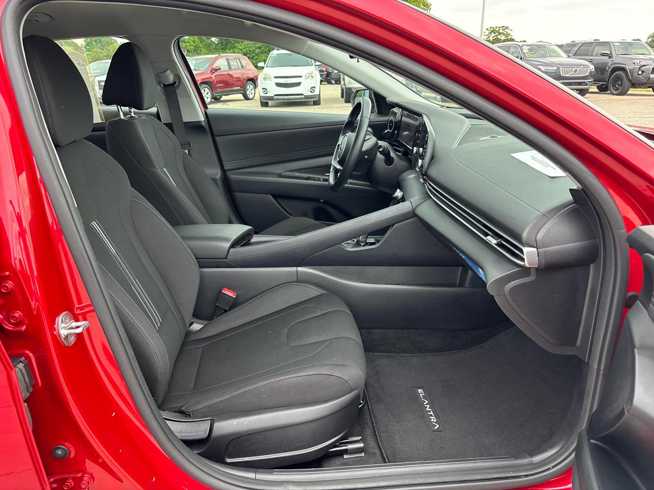Hyundai Elantra SEL IVT 2021