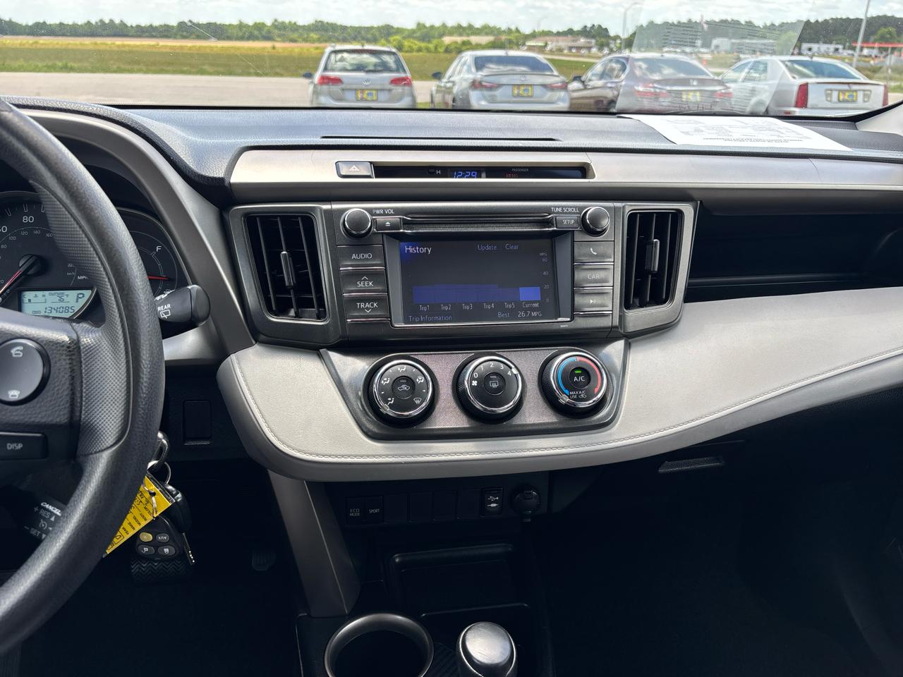 Toyota RAV4 FWD 4dr LE (Natl) 2013