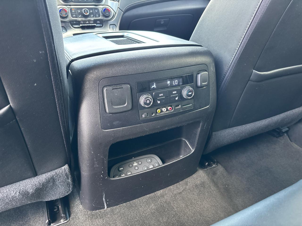 Chevrolet Tahoe 4WD 4dr LT 2016
