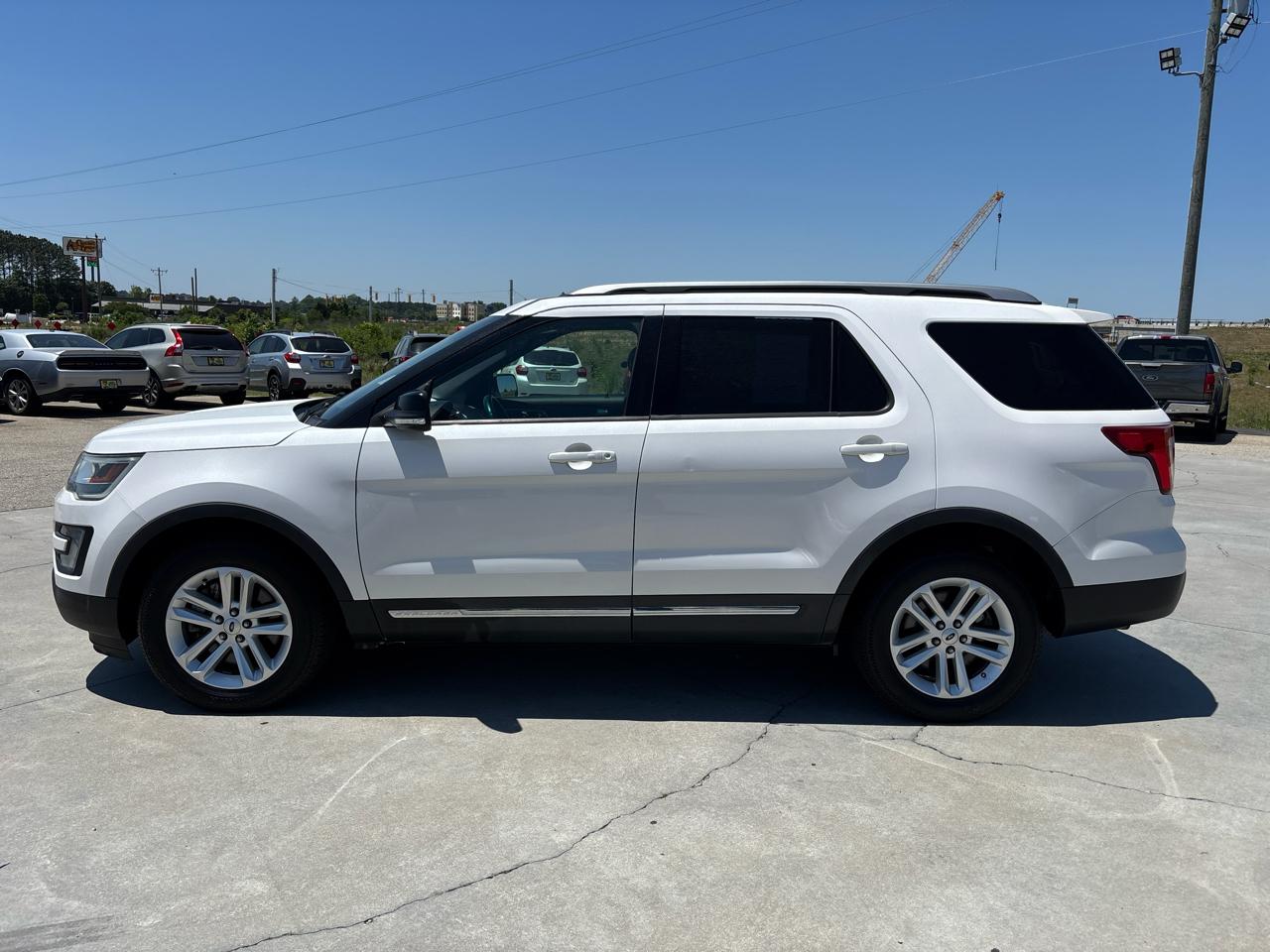 Ford Explorer FWD 4dr XLT 2016
