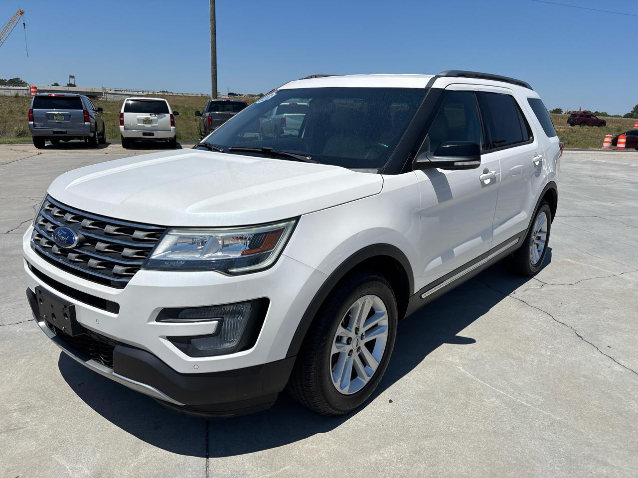 Ford Explorer FWD 4dr XLT 2016