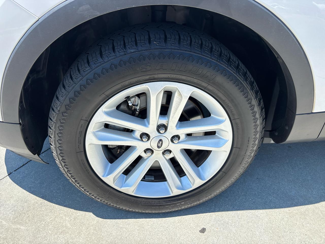 Ford Explorer FWD 4dr XLT 2016