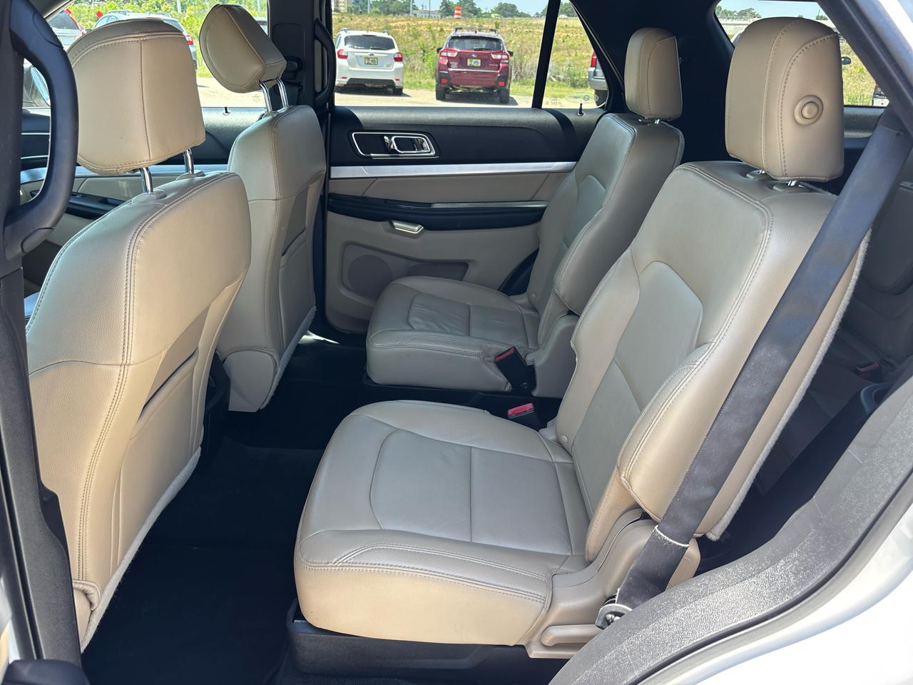 Ford Explorer FWD 4dr XLT 2016