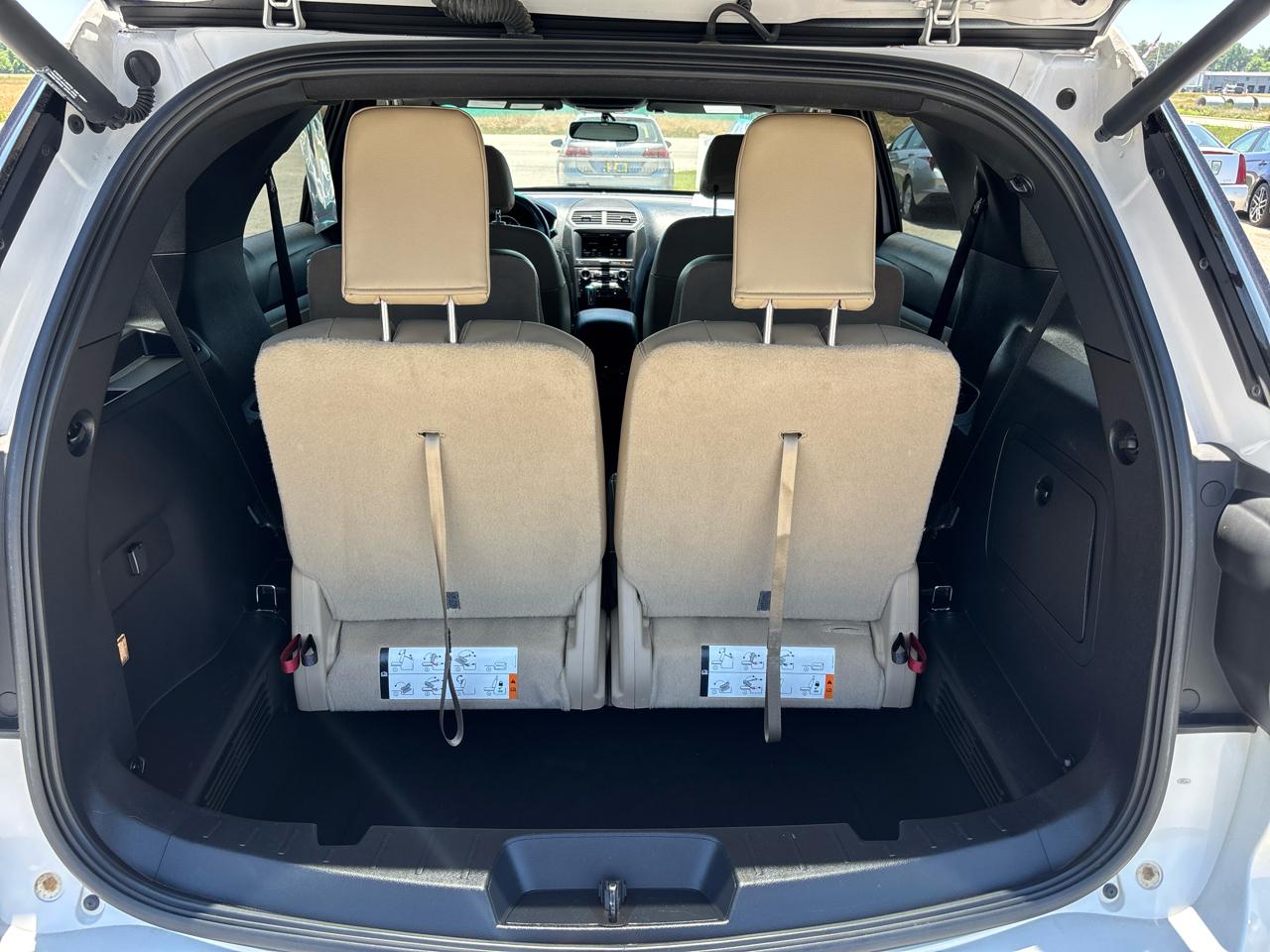 Ford Explorer FWD 4dr XLT 2016