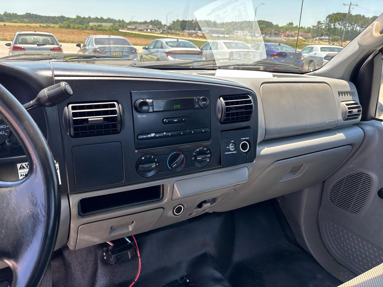 Ford Super Duty F-250 Supercab 158" XL 2006